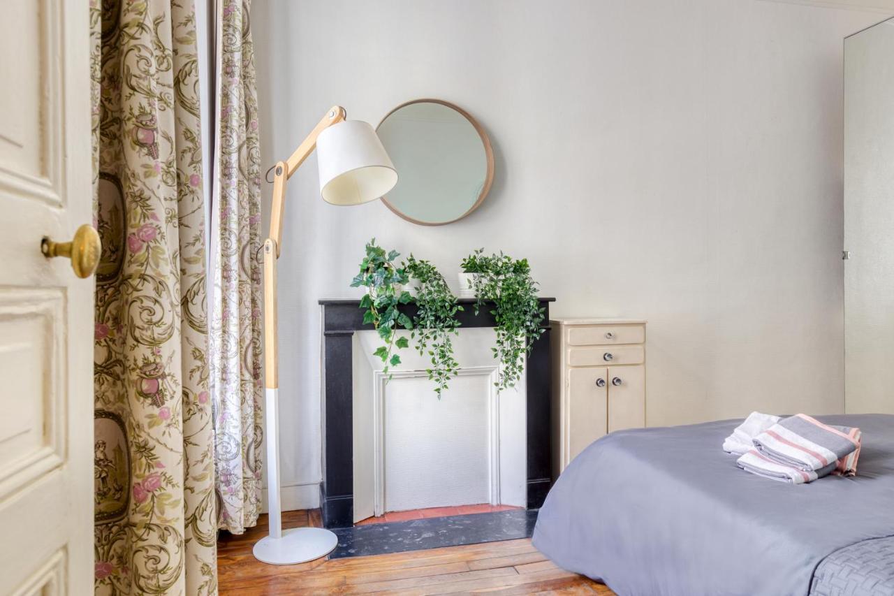 Appartement Cosy Chaleureux Proche Paris - Defense Suresnes Kültér fotó